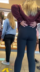 I think those are LuLu’s !??