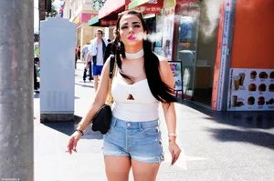 Candid boobs, nip slip and downblouse pics