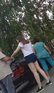 Hot candid chicks wearing shorts