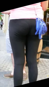 Almost camel toe but mound in leggings with some vtl
