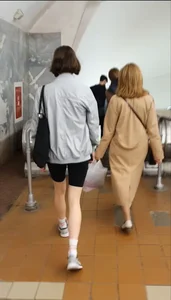 Hot legs in shorts in subway vid