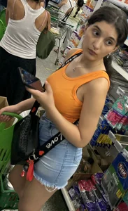 Ass-eating latina (more than 50 pics)