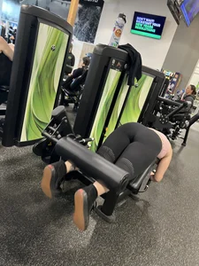 Gym PAWG Pt2 (nike pro leggings, juicy booty(oc))