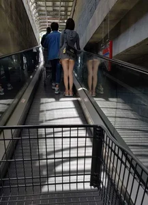 Amazing Legs Escalator Creepshot