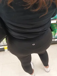 VPL FAT ASS LATINA knew I was taking shots! She didn’t care!