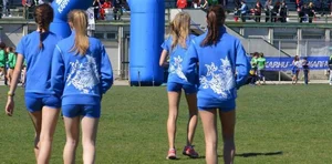 Candid track girls and runners