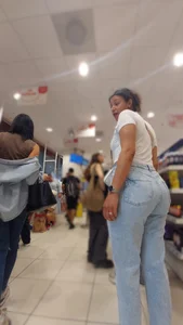 Tall Arabic Duo in Jeans