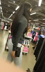 Latina Nike worker, tight booty (OC)