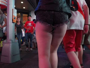 Girl in NYC showing her ass cheeks in denim shorts