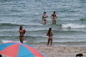 Deerfield Beach bikini girls