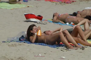 Sexy mature girls on Vilanova topless beach