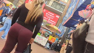 One of the best MILF culos I have Capped (OC)