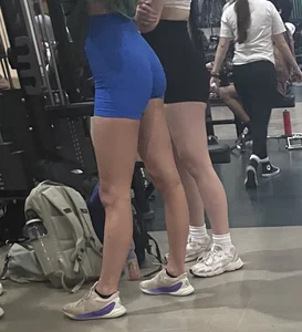 College gym girls GIFS part 6