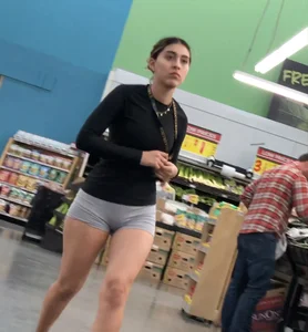Girls shopping are perfect distraction for mens