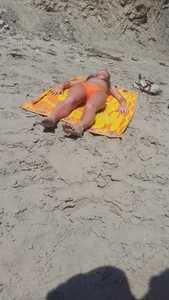 Candid beach and bikini babes