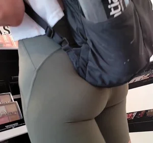 Tea in biker shorts +1