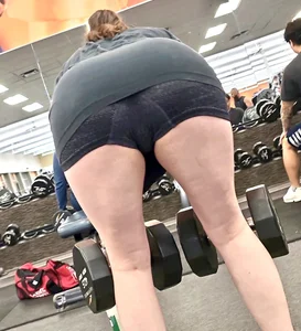 (GIFS and Rear Camel Toe) Pawg bending over in tight grey biker shorts