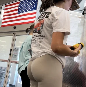 (CapnCreep) Sexy Brunette College Babe OC