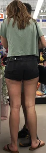 Nerdy cheeky plant and candle babe