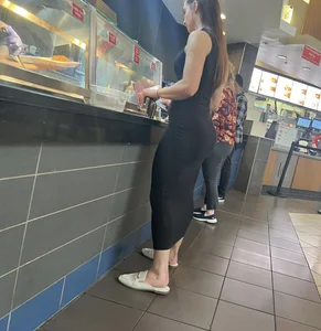 Fat booty brunette in tight black dress (oc)