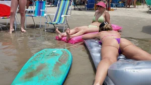 Brazillian beach creepshots, huge gallery of candid girls in swimsuits