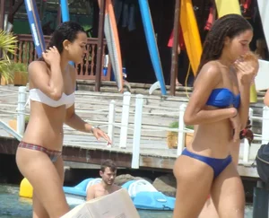 Amazing ebony ass in blue bikini with other sexy friends in bikinis