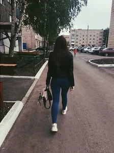 Girl with Hot Ass in Tight Jeans Street Creepshot
