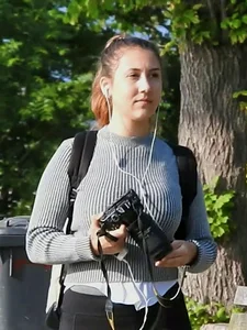 Curvy little photographer - cute & (mostly) unaware [014]