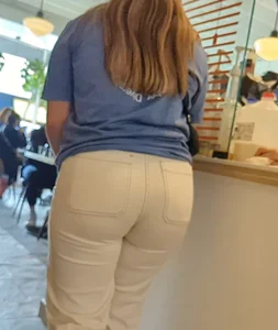 PAWG with big booty in white jeans