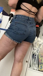 Thiccc milf I’m jean shorts