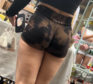 Juicy thighs and great ass in Aurola shorts (OC)