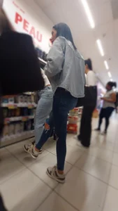 Tall Arabic Duo in Jeans