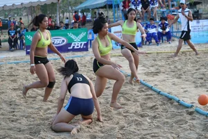 Thai candid volleyball girls