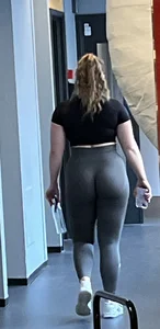 (Pt. 3) Thick gym PAWG w/ faceshot