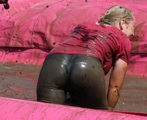 Bristol Pretty Muddy 5k race girls 2019