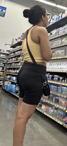 Petite cute milf in black shorts+vpl‼️