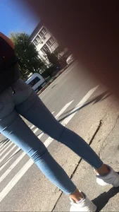 You prefer big ass or petite ass of teens? Choose your favourite