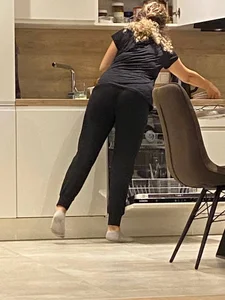Sweeet home family candid spy photos