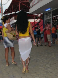 Candid beach and bikini babes
