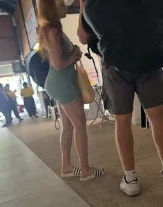 Super hot fit babe with a nice bubble in tight shorts. Look at her face  (OC)
