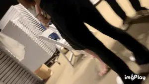 Athletic Asian ass in lululemons (VTL)