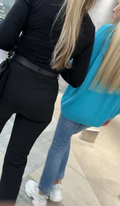 MILF Big ass in tight pants on the escalator (OC) w/GIFS