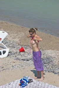 Candid beach and bikini babes