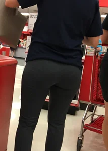 Big booty babe at Target in grey leggings