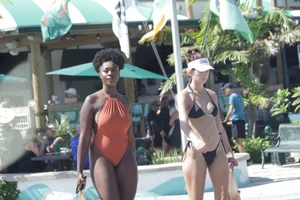 Deerfield Beach girls in bikinis