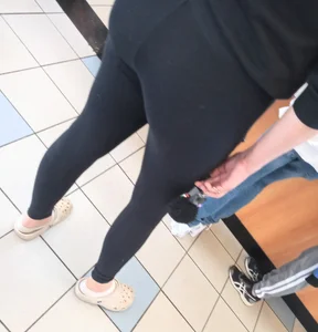 I’m lovin’ it ( milf / vpl )