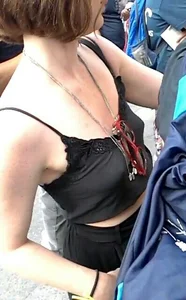 Candid tits and pokies
