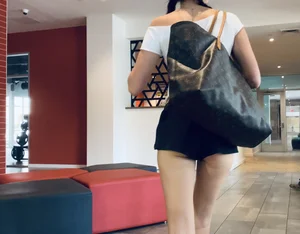 Quick cap of PYT IN TINY SHORTS ASU area