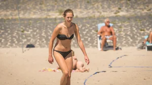 Beach volleyball babes in bikinis