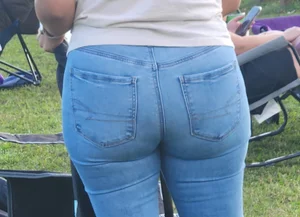 Out In The Wild 64 (Slim Thic Latina Mom Pt.6)